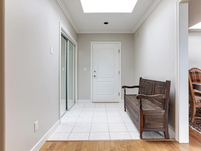 402-5500 13a Avenue - 4
