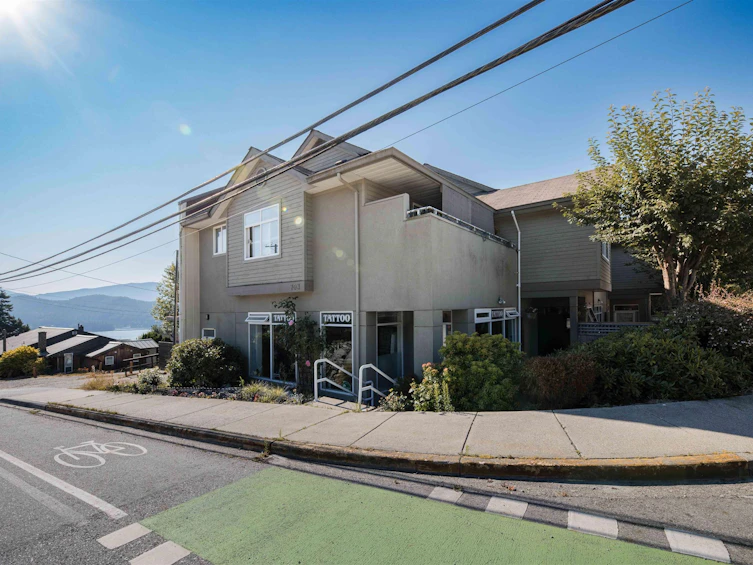 102-703 Gibsons Way, Gibsons, BC, V0N 1V9 - 17