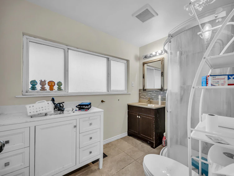 14920 Kew Drive, Surrey, BC, V3R 4Y2 - 8