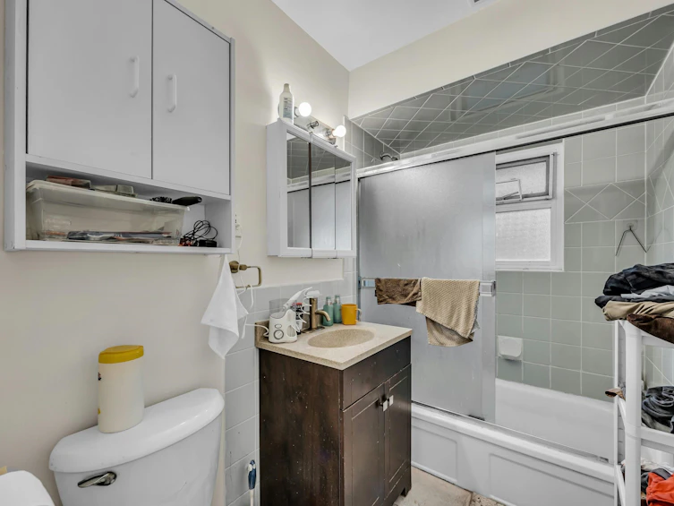 14920 Kew Drive, Surrey, BC, V3R 4Y2 - 6