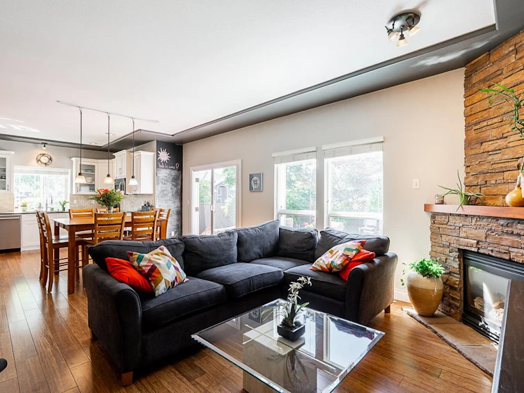 16898 61a Avenue, Surrey, BC, V3S 8X7 - 11