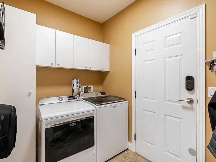 16898 61a Avenue, Surrey, BC, V3S 8X7 - 14