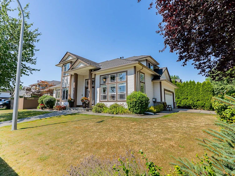16898 61a Avenue, Surrey, BC, V3S 8X7 - 2