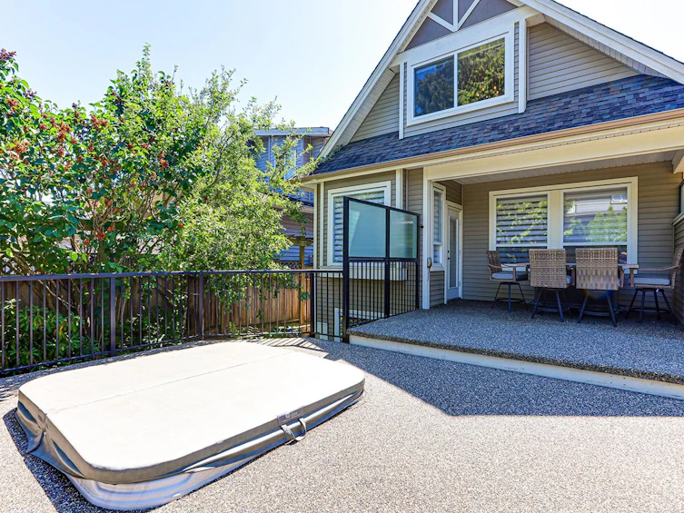 15451 Goggs Avenue, Surrey, BC, V4B 2N5 - 36