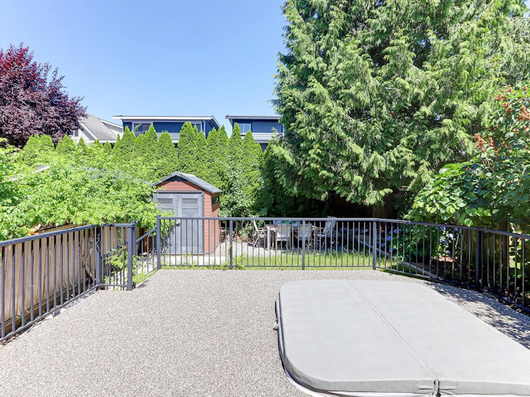 15451 Goggs Avenue, Surrey, BC, V4B 2N5 - 37