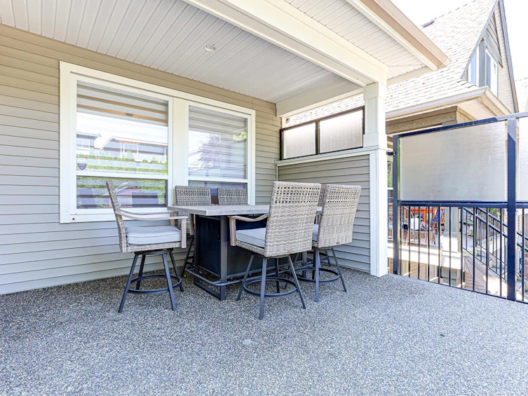15451 Goggs Avenue, Surrey, BC, V4B 2N5 - 35