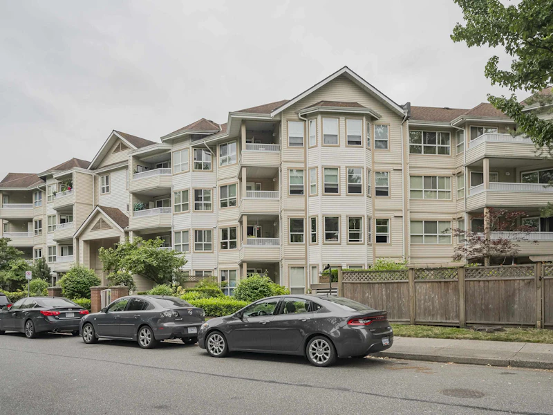 216 - 8139 121a Street, Surrey BC V3W 0Z2