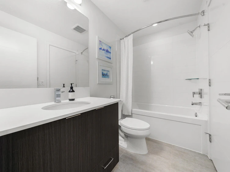111-719 W 3rd Street, North Vancouver, BC, V7M 0E7 - 25