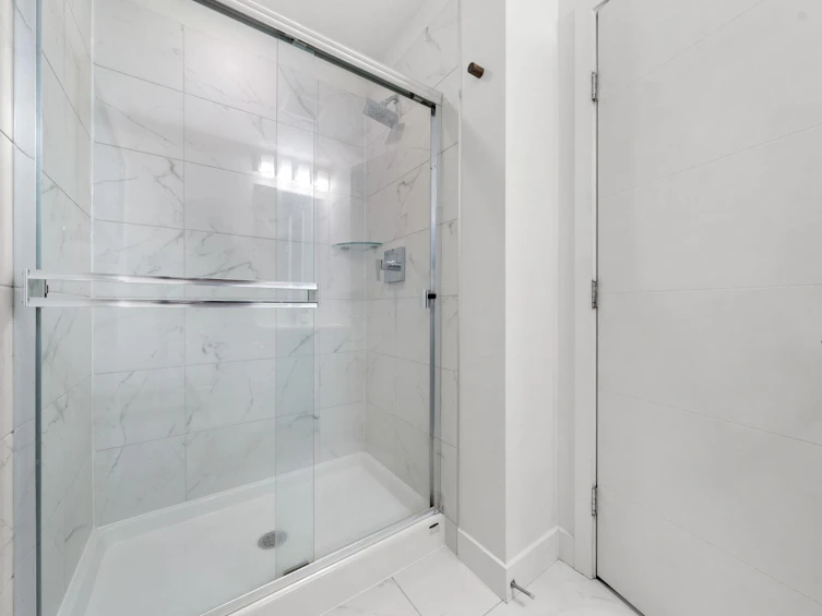 111-719 W 3rd Street, North Vancouver, BC, V7M 0E7 - 20