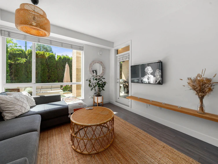 111-719 W 3rd Street, North Vancouver, BC, V7M 0E7 - 5