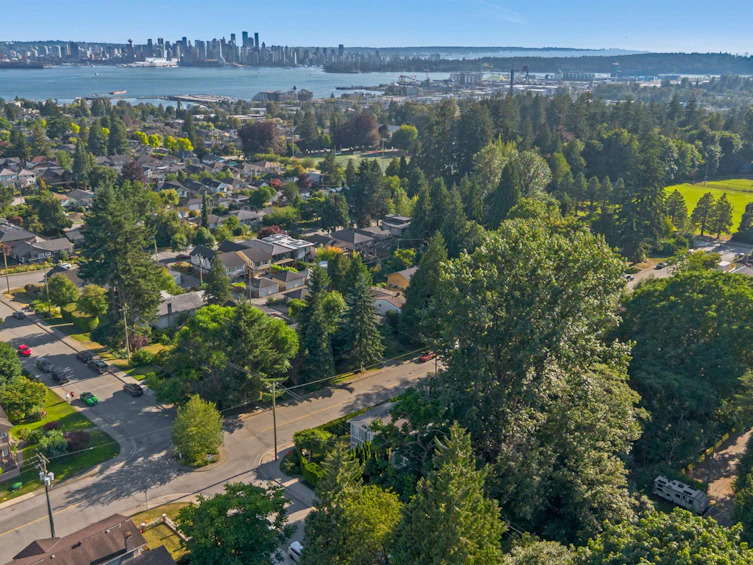 1911 Mahon Avenue, North Vancouver, BC, V7M 2T4 - 35