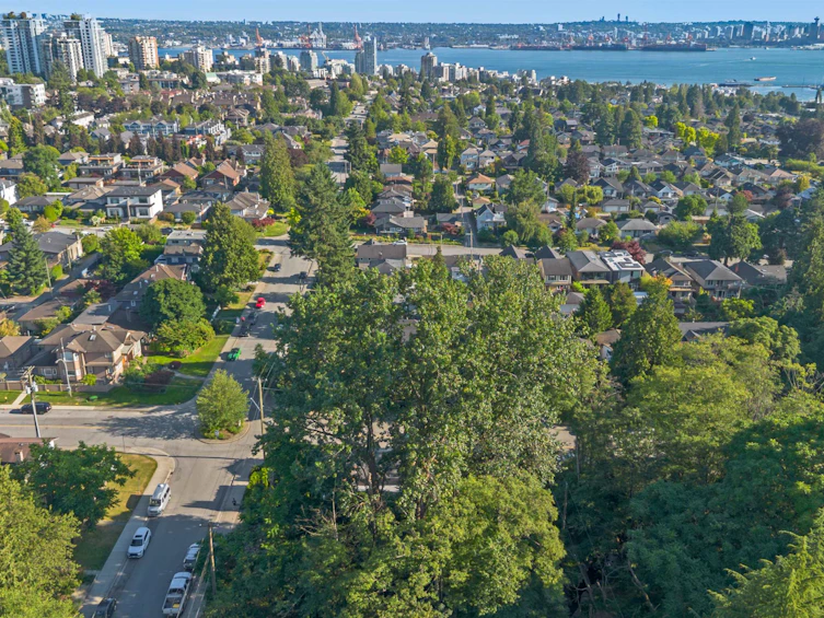 1911 Mahon Avenue, North Vancouver, BC, V7M 2T4 - 36