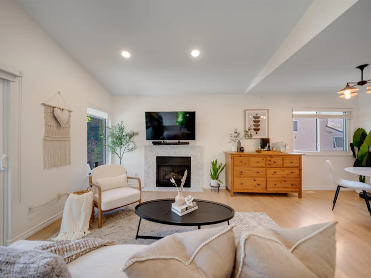 1911 Mahon Avenue, North Vancouver, BC, V7M 2T4 - 8