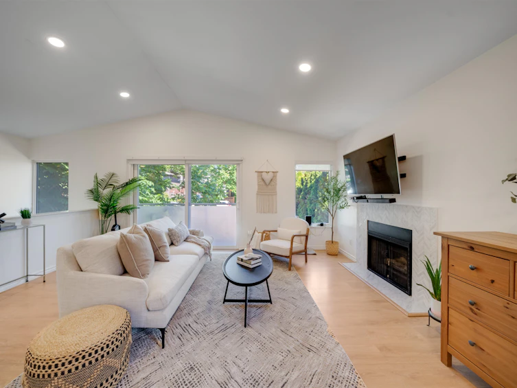 1911 Mahon Avenue, North Vancouver, BC, V7M 2T4 - 9