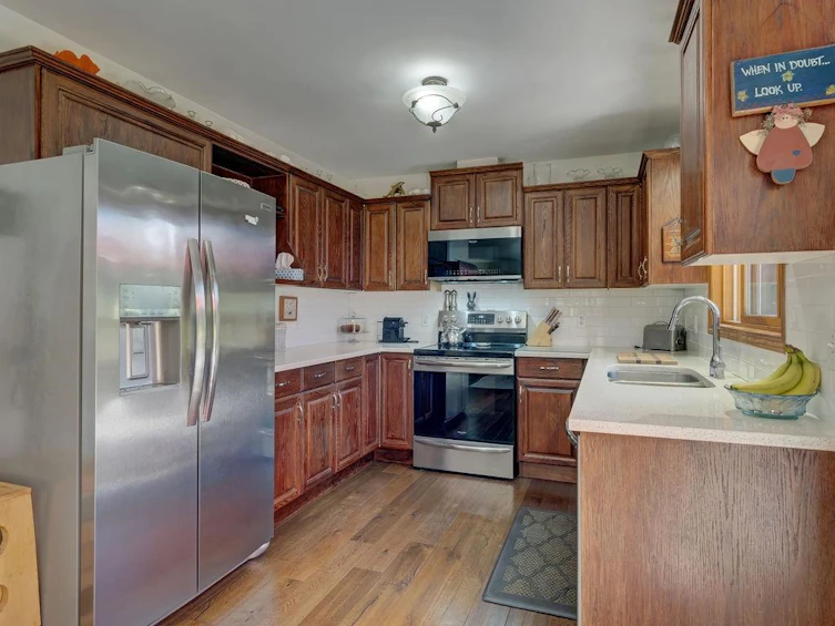 3187 Mossy Rock Road, Roberts Creek, BC, V0N 2W2 - 13
