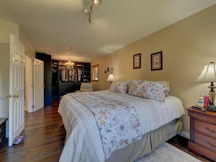 3187 Mossy Rock Road, Roberts Creek, BC, V0N 2W2 - 16