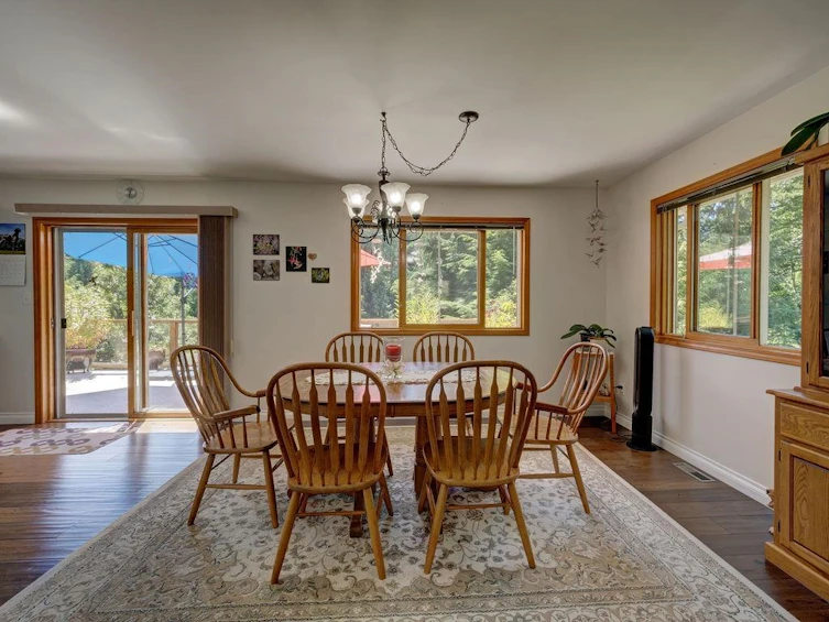 3187 Mossy Rock Road, Roberts Creek, BC, V0N 2W2 - 10