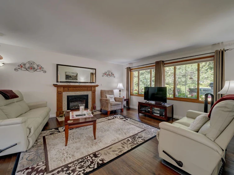 3187 Mossy Rock Road, Roberts Creek, BC, V0N 2W2 - 7