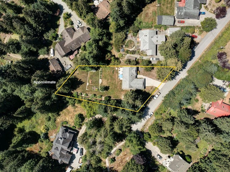 3187 Mossy Rock Road, Roberts Creek, BC, V0N 2W2 - 33
