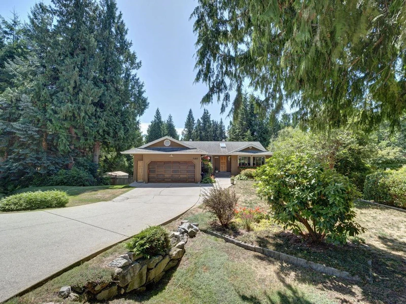 3187 Mossy Rock Road, Roberts Creek BC