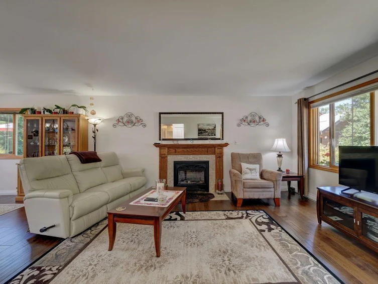 3187 Mossy Rock Road, Roberts Creek, BC, V0N 2W2 - 8