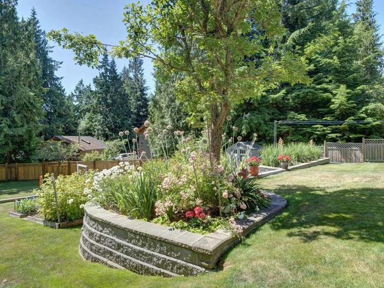 3187 Mossy Rock Road, Roberts Creek, BC, V0N 2W2 - 4