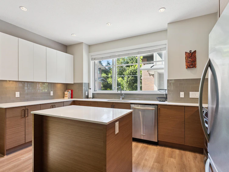 401-2135 Heritage Park Lane, North Vancouver, BC, V7H 0B6 - 10