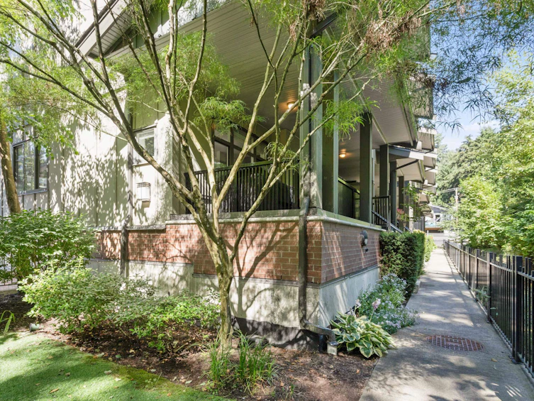 401-2135 Heritage Park Lane, North Vancouver, BC, V7H 0B6 - 3