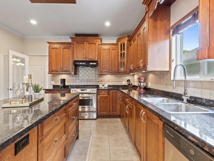 18979 70 Avenue, Surrey, BC, V4N 5K4 - 11