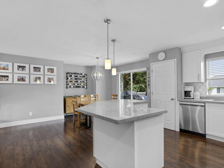 20979 93 Avenue, Langley, BC, V1M 2B3 - 11