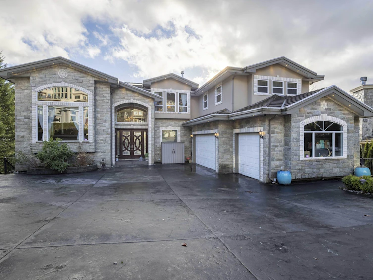 2982 Sunridge Court, Coquitlam, BC, V3E 3M5 - 2