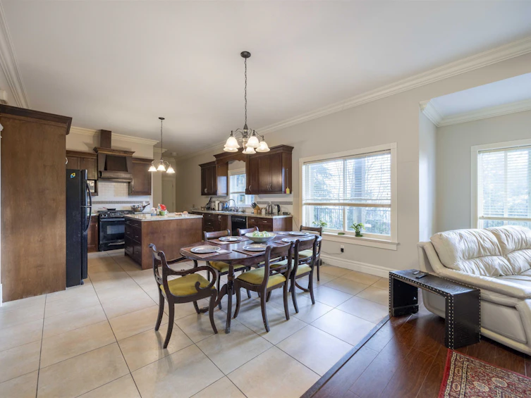 2982 Sunridge Court, Coquitlam, BC, V3E 3M5 - 35
