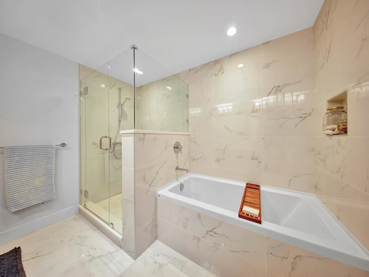702-2785 Library Lane, North Vancouver, BC, V7J 0C3 - 14
