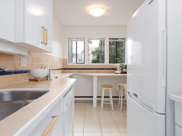 6-251 W 14th Street, North Vancouver, BC, V7M 1P4 - 10