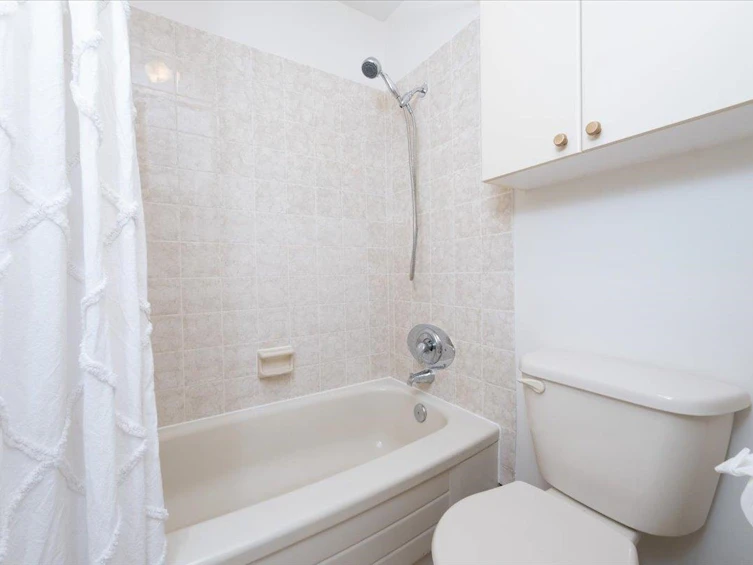 6-251 W 14th Street, North Vancouver, BC, V7M 1P4 - 23