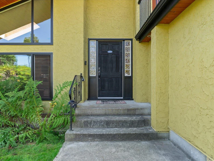 34970 Douglas Avenue, Mission, BC, V2V 5V6 - 3