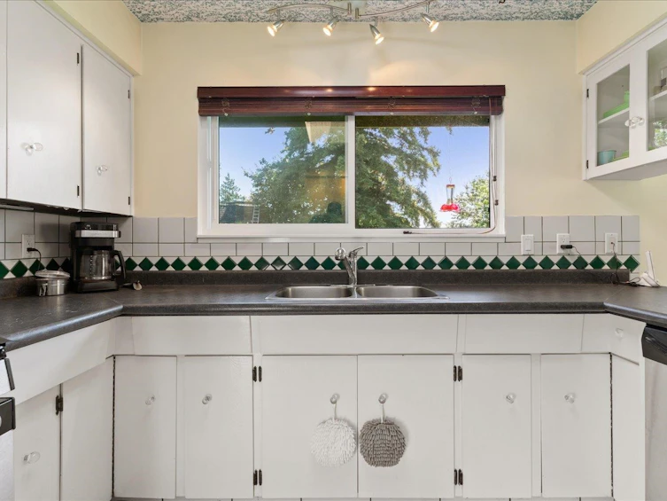 34970 Douglas Avenue, Mission, BC, V2V 5V6 - 12
