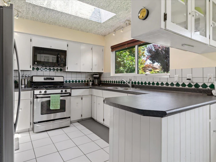 34970 Douglas Avenue, Mission, BC, V2V 5V6 - 14