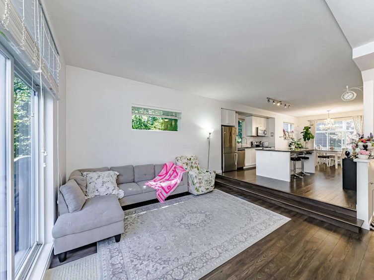43-15340 Guildford Drive Drive, Surrey, BC, V3R 0C9 - 10