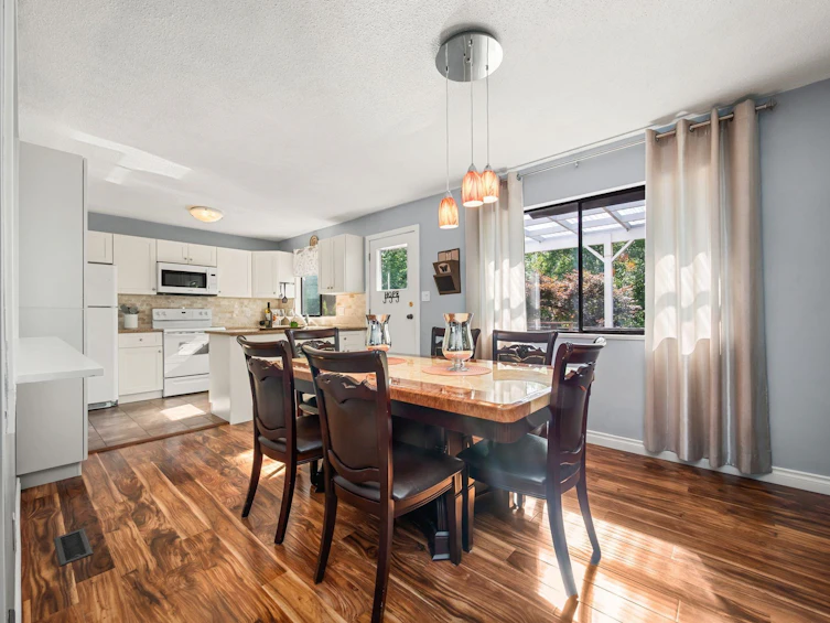 6991 Westview Drive, Delta, BC, V4E 2L7 - 4
