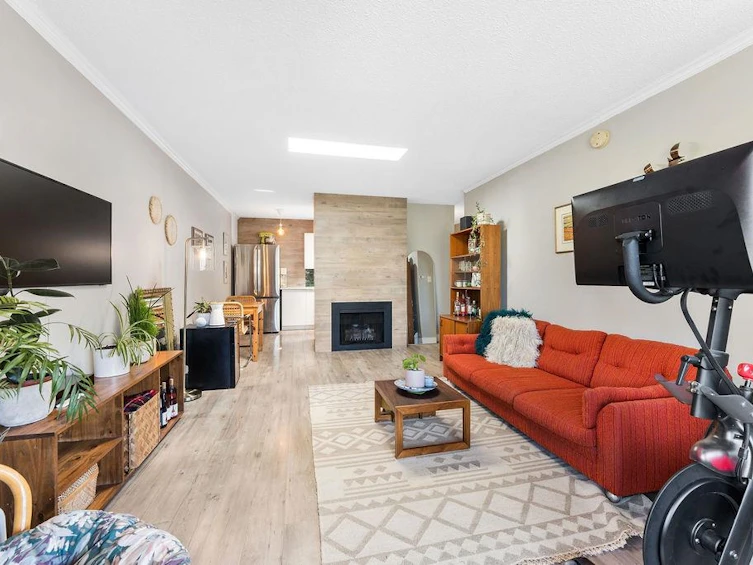 305-440 E 5th Avenue, Vancouver, BC, V5T 1N5 - 3