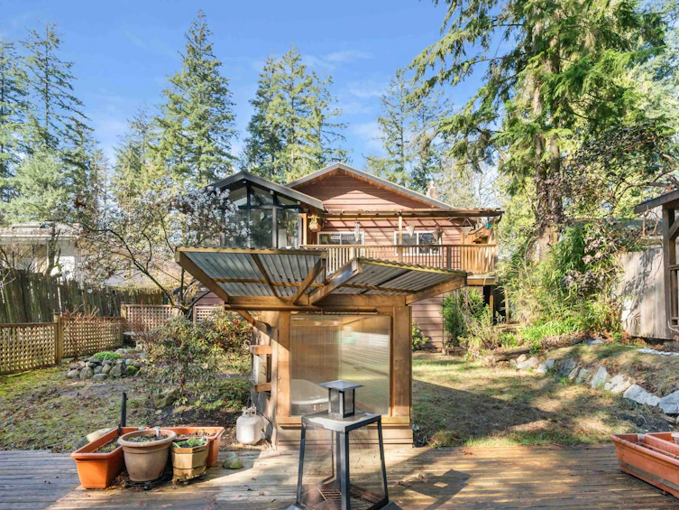 2152 Mackay Avenue, North Vancouver, BC, V7P 2M7 - 36