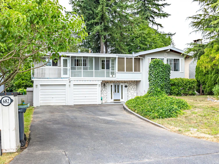 682 Folsom Street, Coquitlam, BC, V3J 5A5 - 2