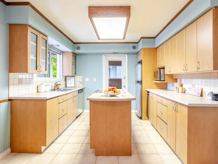 682 Folsom Street, Coquitlam, BC, V3J 5A5 - 16