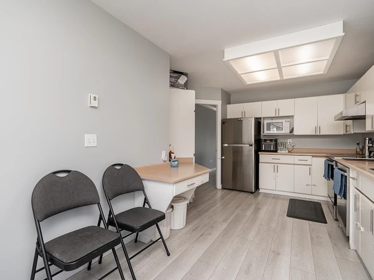 213-16031 82 Avenue, Surrey, BC, V4N 0N4 - 16