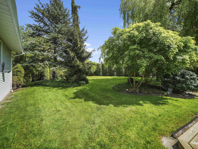 15476 Kilmore Court, Surrey, BC, V3S 6N8 - 22