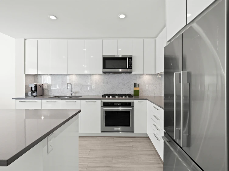 308-2663 Library Lane, North Vancouver, BC, V7J 0B9 - 17