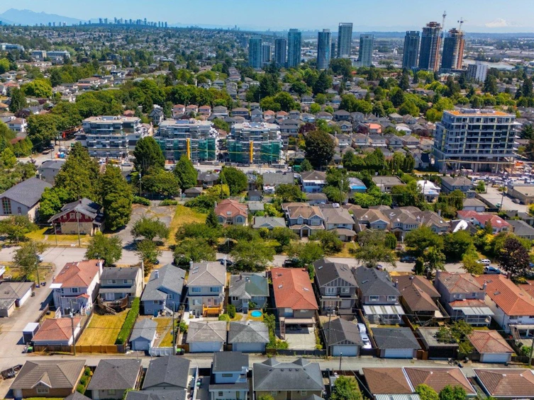 8107 Osler Street, Vancouver, BC, V6P 4E3 - 3