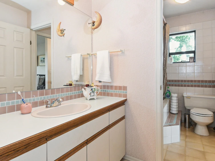 15045 80b Avenue, Surrey, BC, V3S 7B7 - 26
