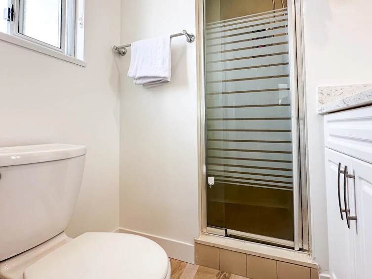 471 E 47th Avenue, Vancouver, BC, V5W 2B3 - 10